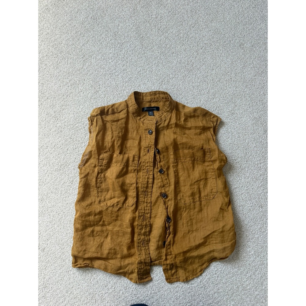 Banana Republic Minimalist Button Up Top Size XS Brown 100% Ramie Sleeveless
